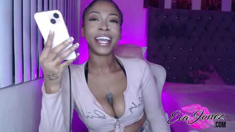 Eva online show from 01/23/25, 07:22