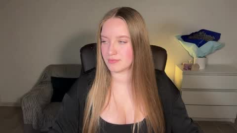 Eva online show from 04/19/26, 08:33