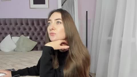 Snapshot of evalaniss chatting on 12/17/24, 11:06 Eva online show from 12/17/24, 11:06