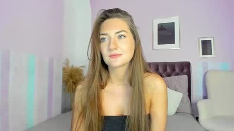 Snapshot of evalaniss chatting on 06/12/26, 03:27 Eva online show from 06/12/26, 03:27