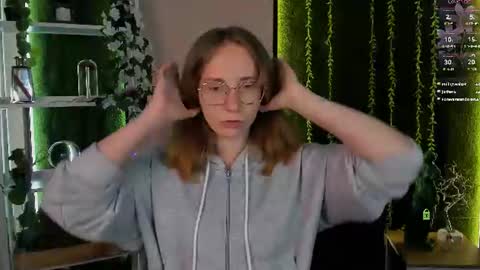 evalora online show from 07/19/26, 07:17