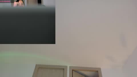 Eva online show from 11/04/25, 11:15