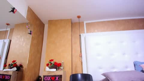 Snapshot of evamilf24 chatting on 06/02/26, 12:51 evamilf24 online show from 06/02/26, 12:51