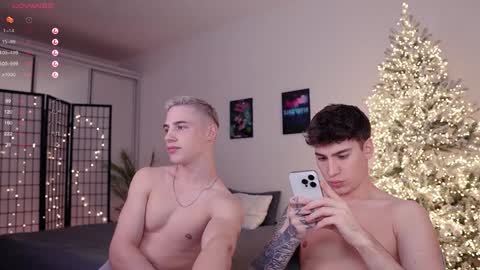 evan_white_ online show from 12/27/24, 04:10