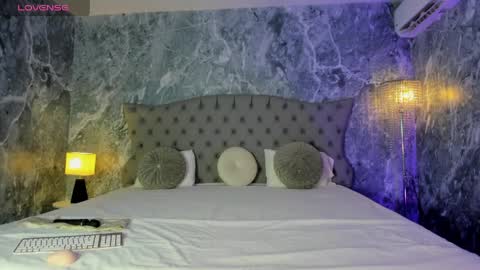 EVA online show from 04/04/26, 06:49