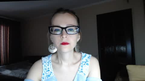 YourMistress online show from 04/24/26, 09:34