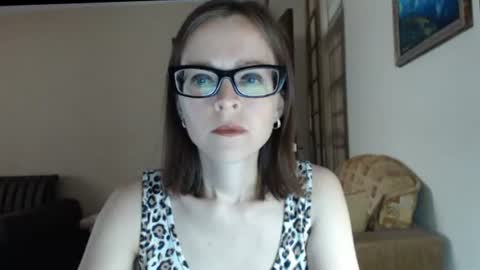 Snapshot of evangeline06 chatting on 06/23/26, 08:12 YourMistress online show from 06/23/26, 08:12