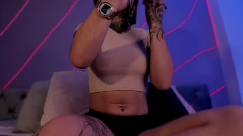 Snapshot of evangeline_bell chatting on 12/21/24, 02:26 Eva online show from 12/21/24, 02:26