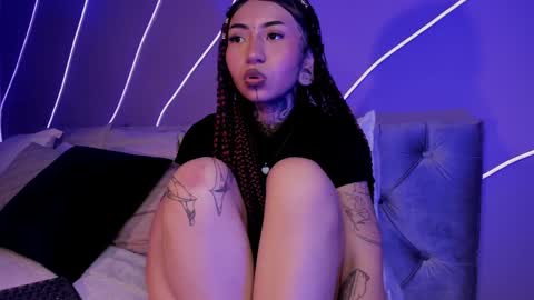 Snapshot of evangeline_bell chatting on 01/14/25, 05:12 Eva online show from 01/14/25, 05:12