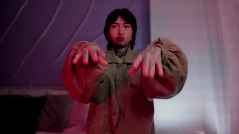 Snapshot of evangeline_bell chatting on 01/17/25, 02:50 Eva online show from 01/17/25, 02:50