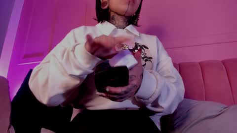 Snapshot of evangeline_bell chatting on 03/12/25, 12:15 Eva online show from 03/12/25, 12:15