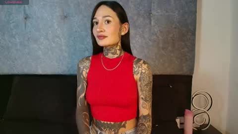 evangeline_hell online show from 05/05/26, 10:45