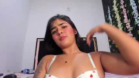 EVANGELINE online show from 06/10/26, 07:57