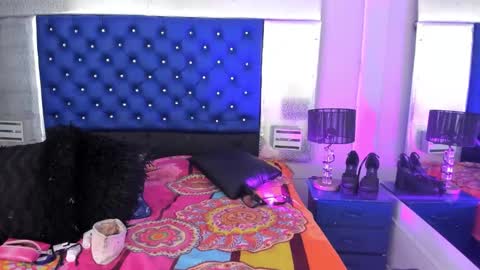 evanllelyne online show from 11/26/25, 11:55