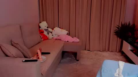 evanonsense online show from 11/25/25, 04:18