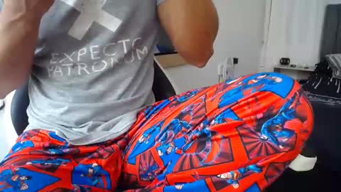 Evan online show from 02/16/25, 04:21