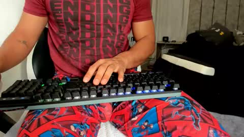 Evan online show from 11/08/25, 11:54