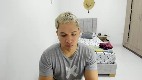 Snapshot of evans_king chatting on 05/27/26, 08:55 Evan online show from 05/27/26, 08:55