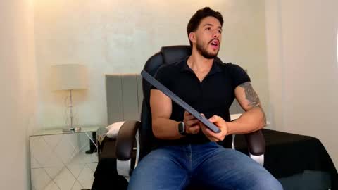 E V A N S online show from 02/25/26, 11:47