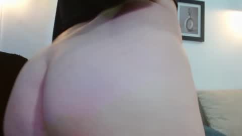 Snapshot of evanss_lx chatting on 05/31/26, 06:09 Evanssa lx online show from 05/31/26, 06:09