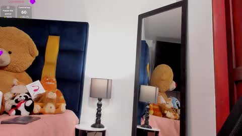   online show from 10/31/25, 04:02