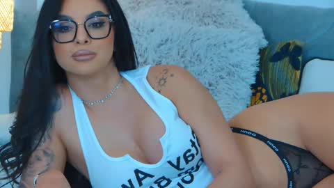 evareyss online show from 02/12/25, 02:21