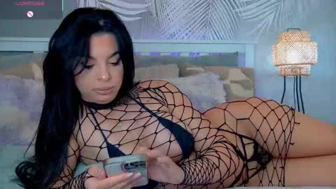 evareyss online show from 10/15/25, 10:26