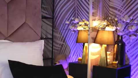 EvaRhea online show from 11/19/25, 04:01