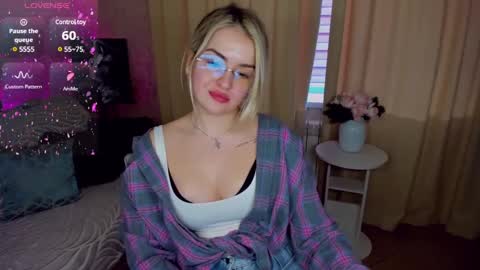 EvaRider online show from 03/09/25, 11:58