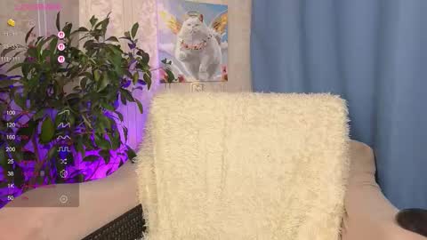 Snapshot of evashiny_ chatting on 10/15/25, 02:11 Eve online show from 10/15/25, 02:11
