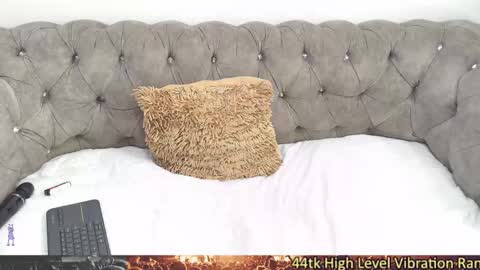 Eva online show from 02/07/25, 05:41