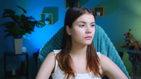 Eva  next stream -  - 1600 UTC2000  online show from 12/03/24, 04:14