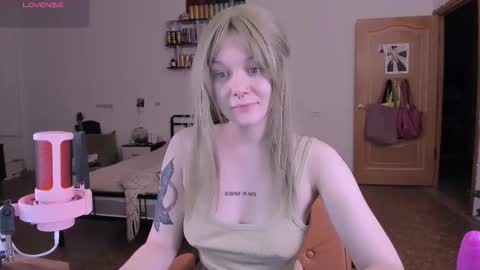      online show from 12/04/25, 05:21