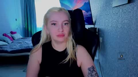 Snapshot of evavibe chatting on 05/20/26, 09:37 evavibe online show from 05/20/26, 09:37