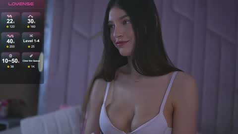 Carolina online show from 02/11/25, 01:10