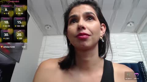 Snapshot of evawilliams_ chatting on 01/25/25, 01:10 Eva online show from 01/25/25, 01:10