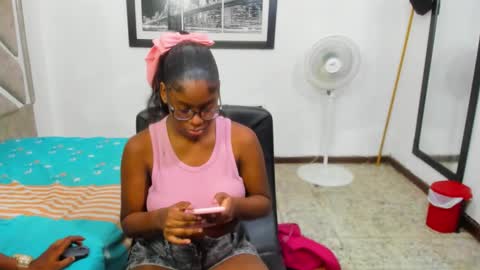 Eva And Emmanuel online show from 02/13/26, 01:51