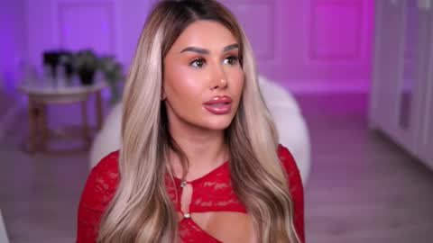 Eva online show from 10/24/25, 07:10