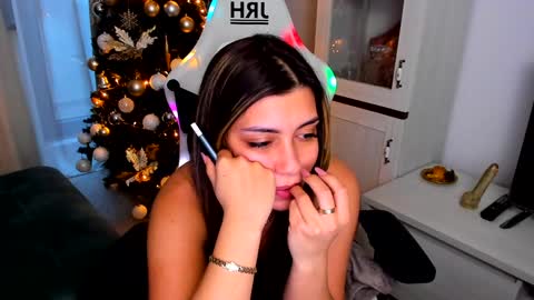 eveeevian online show from 01/04/25, 04:43