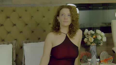 EveHamilton online show from 10/23/25, 08:29