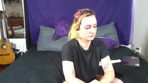 Chulal online show from 10/15/25, 06:08