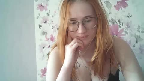 Evelina online show from 03/12/26, 01:39