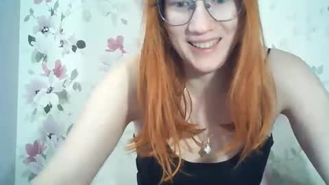 Snapshot of eveliina_shy chatting on 05/14/26, 02:13 Evelina online show from 05/14/26, 02:13