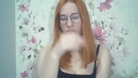 Snapshot of eveliina_shy chatting on 05/28/26, 05:38 Evelina online show from 05/28/26, 05:38