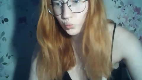 Snapshot of eveliina_shy chatting on 06/03/26, 02:55 Evelina online show from 06/03/26, 02:55
