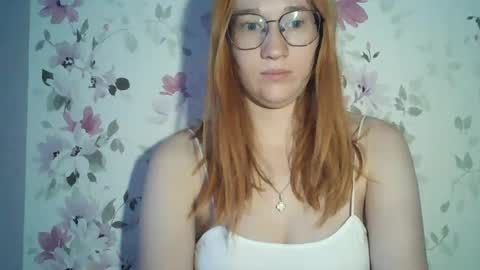 Snapshot of eveliina_shy chatting on 06/23/26, 08:45 Evelina online show from 06/23/26, 08:45
