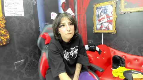 Snapshot of evelin_hellsing chatting on 05/17/26, 03:04 Evelin Hellsing online show from 05/17/26, 03:04