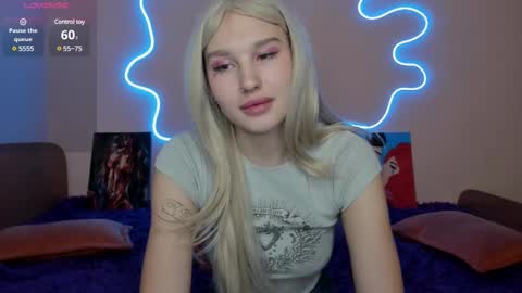 Evelina online show from 03/12/25, 01:14