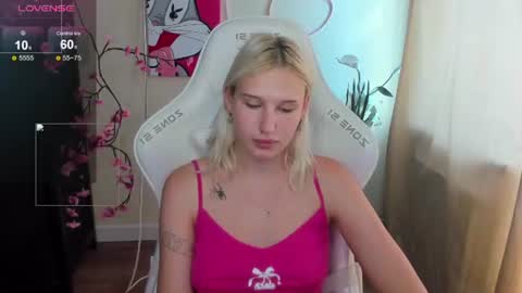 Snapshot of evelinalu chatting on 07/05/26, 04:41 Evelina online show from 07/05/26, 04:41