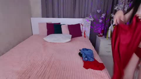 Evelin online show from 06/24/26, 08:57